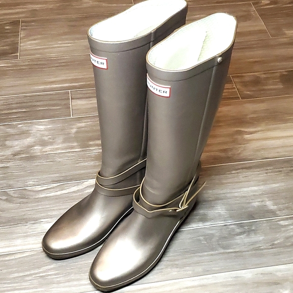 Hunter Shoes - Hunter Andora Wedge Rain Boots Champagne | Size 8M
